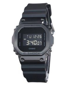 カシオ G-Shock デジタル メタルベゼル 樹脂ストラップ クォーツ GM-5600UB-1 200M メンズ腕時計